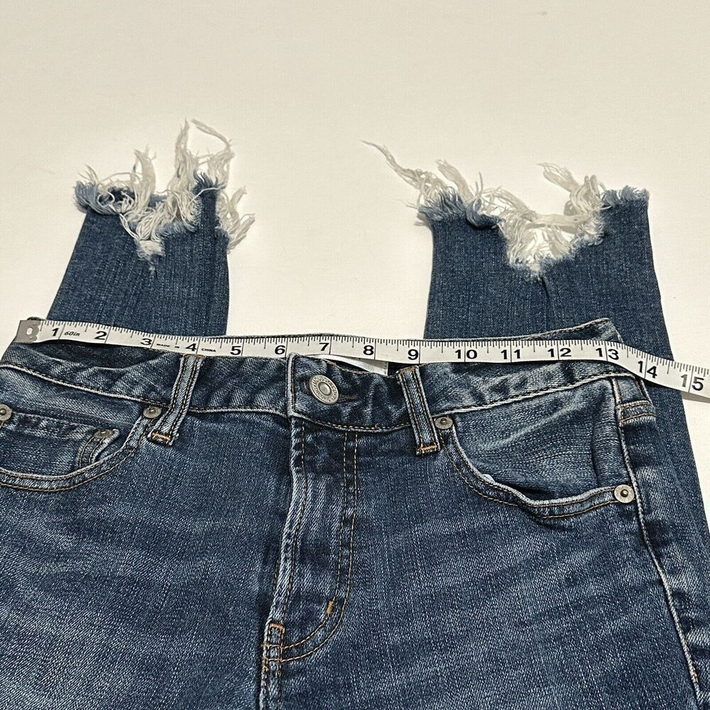 Moussy Womens Size 26 Distressed Mid Rise Cropped Raw Hem Jeans Pants Blue Denim - Picture 7 of 12